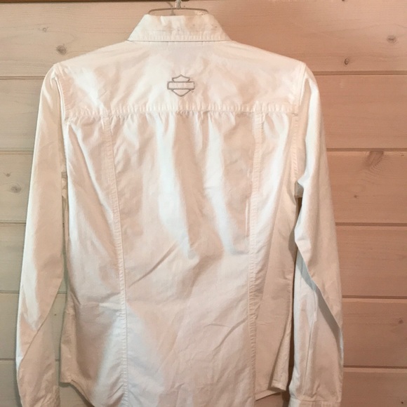 Shirt - Picture 4 of 4